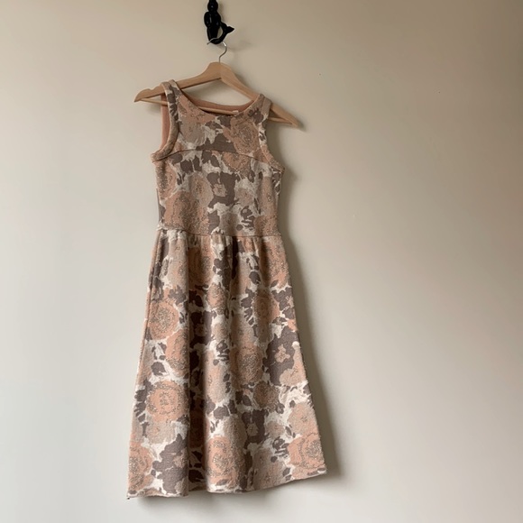 Knitted and Knotted,  neutral floral wool blend XS pencil dress - Picture 13 of 13